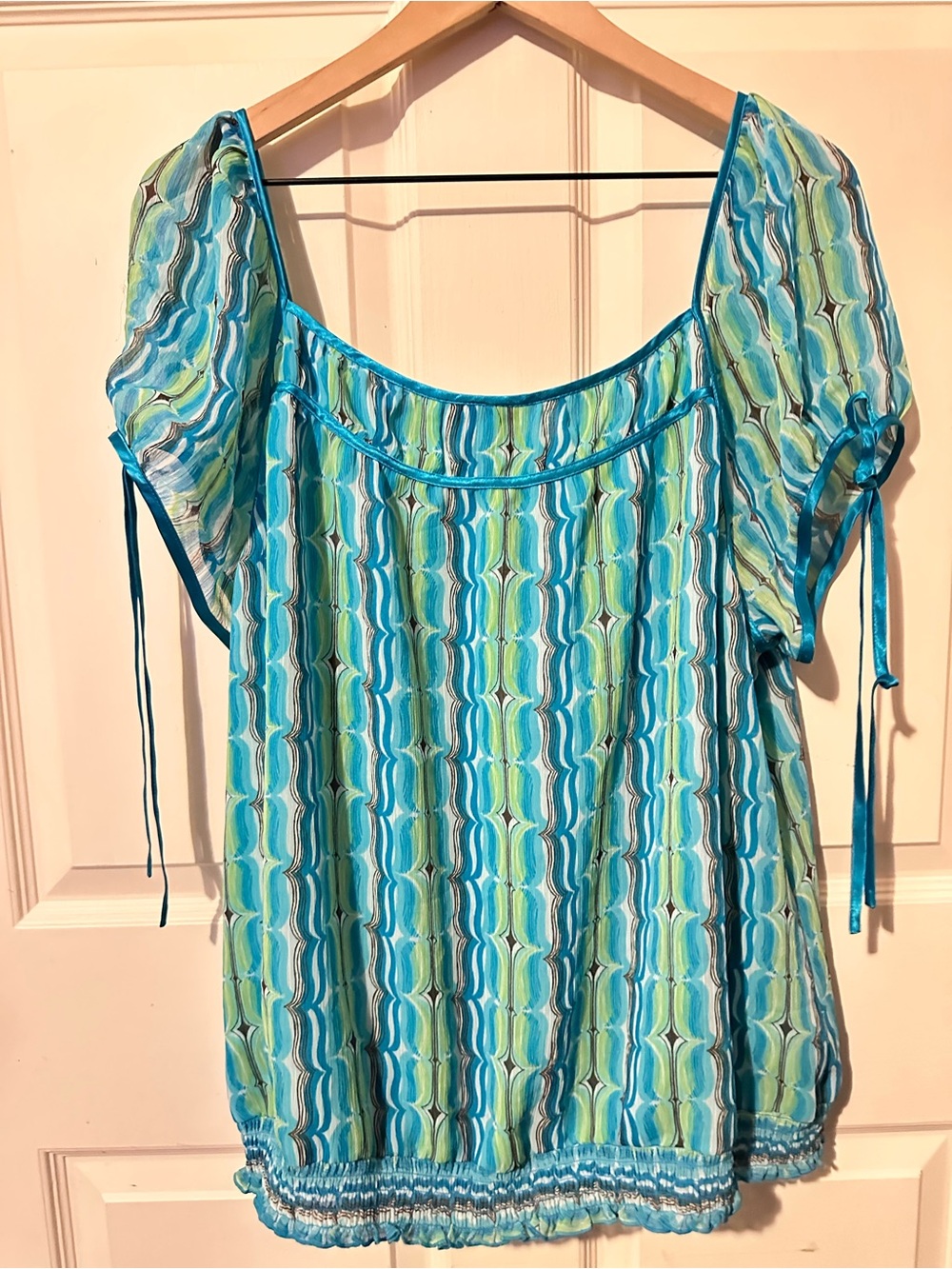 Lane Bryant | Top | Lane Bryant Blue-Green Patterned Short Sleeve Blouse - Picture 7 of 8